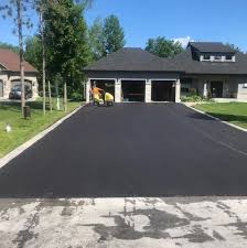 Best Custom Driveway Design  in Swansea, IL